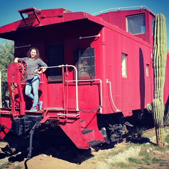 Meet your Posher, Jessica! <3 - Picture 2 of 2